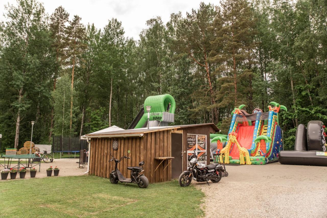 Camping & Camper Place Pasvalys Exterior foto